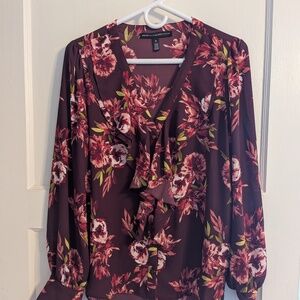 Floral ruffle shirt White House Black Market Sz M
